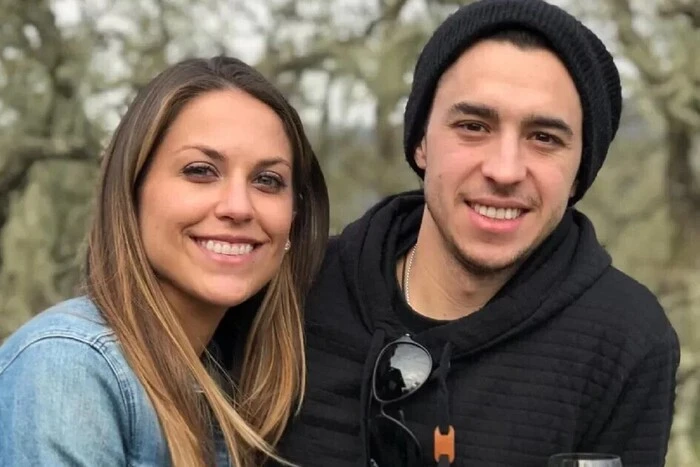NHL player's widow with third child