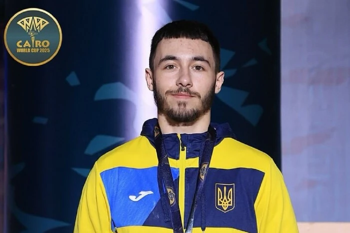 Chyppurniy on the podium with awards