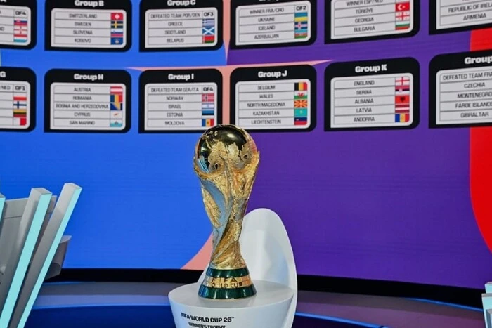 Emblem of Ukraine's third opponent