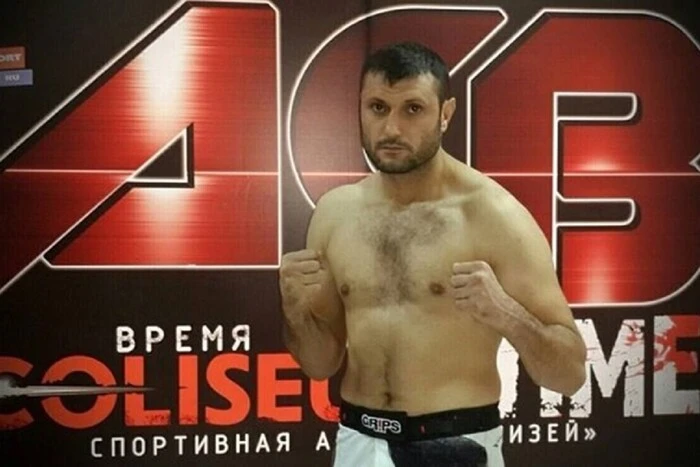 Elimination of a double Asian champion in unifighting