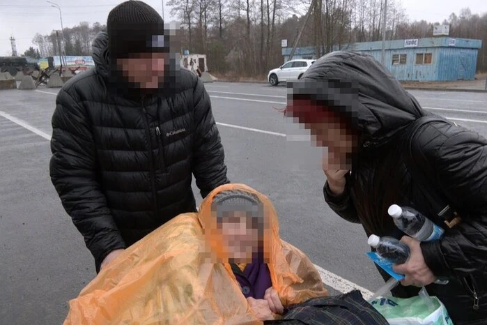 Украинцы возвращаются с временно оккупированных территорий
