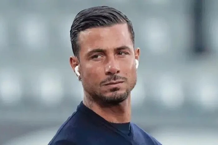 Conviction of former Italy national team footballer for mafia connections