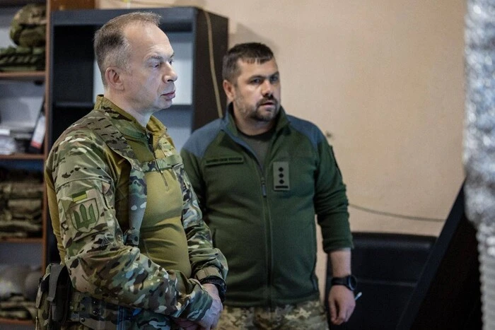 Syrsky nannte die Richtung der Front, in der der Feind mit Menge drückt