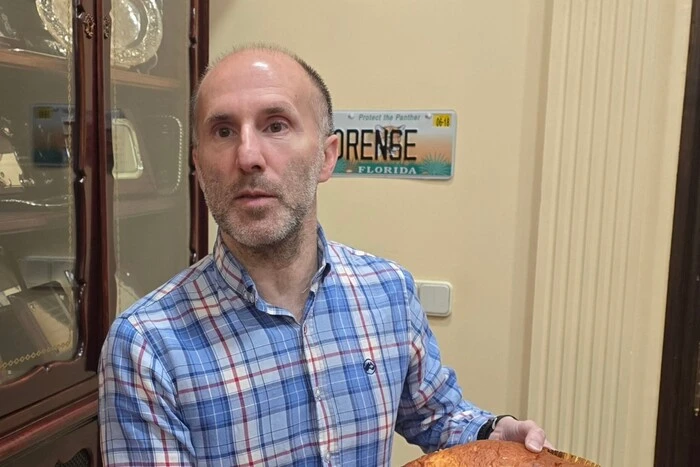 The mayor of a Spanish city reacts to Real's defeat