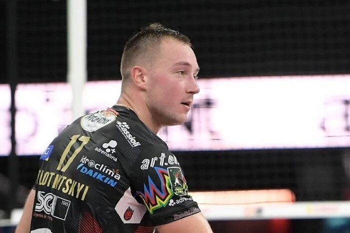 The Olympic champion condemned the volleyball player's act