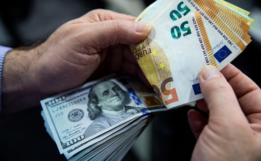 Die Entwicklung des Euro- und Dollarkurses wird durch ein Ereignis entschieden: Ein Experte nannte das Schlüsseltermin im Juli