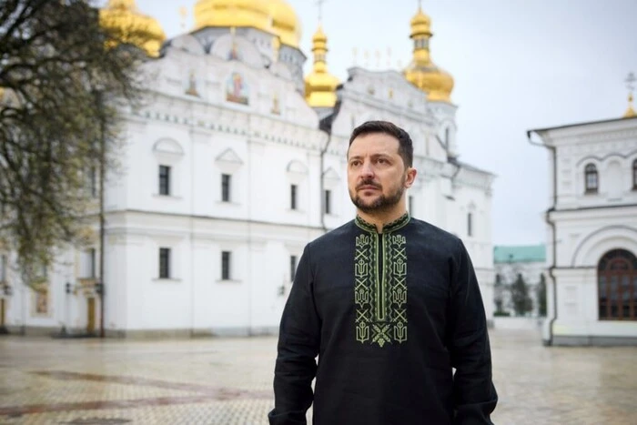 Зеленський промовляє на великодню тематику
