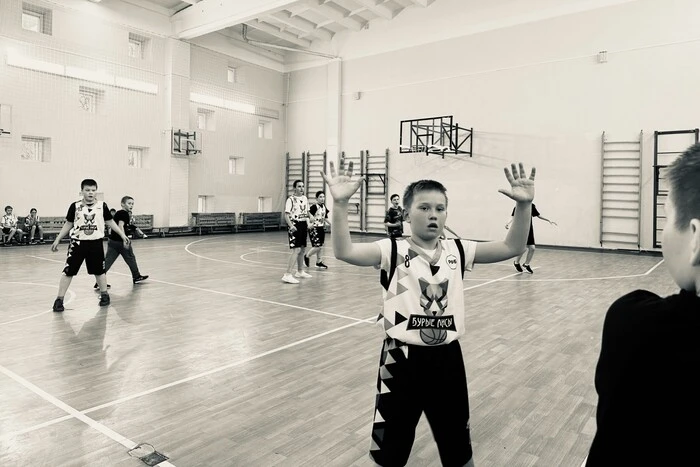 In Russland hat ein Teenager einen 10-jährigen Kapitän des Basketballteams erstochen