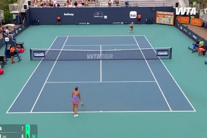 Kostyuk's ace against Blinkova