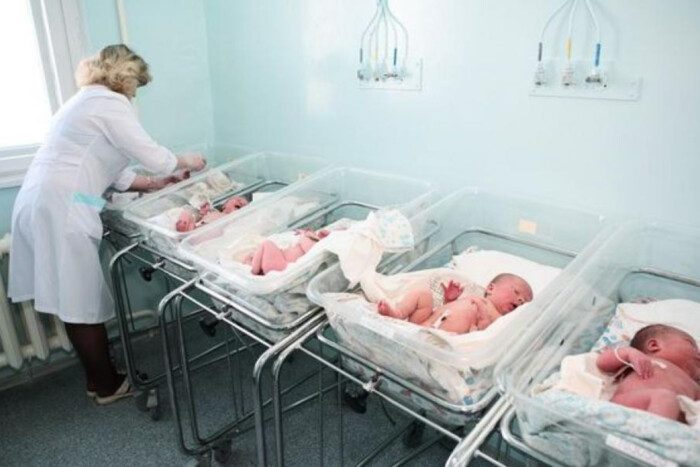 Die Sterblichkeitsrate in der Ukraine übertrifft die Geburtenrate im Jahr 2024 um das Dreifache