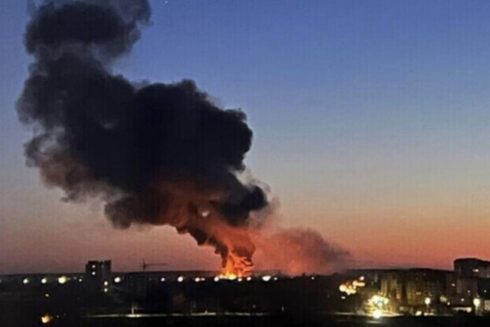 In Kursk erschütterten Explosionen die Nacht (Video)