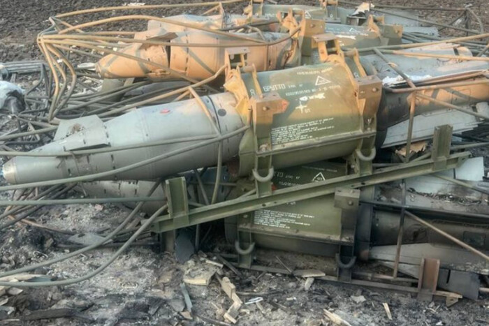 Explosionen auf dem Flugplatz Morozowsk: Fotos der zerstörten Munition im Internet aufgetaucht