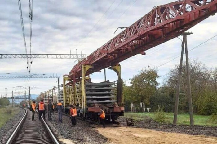 Construction of the Chop-Uzhhorod Eurocolle.