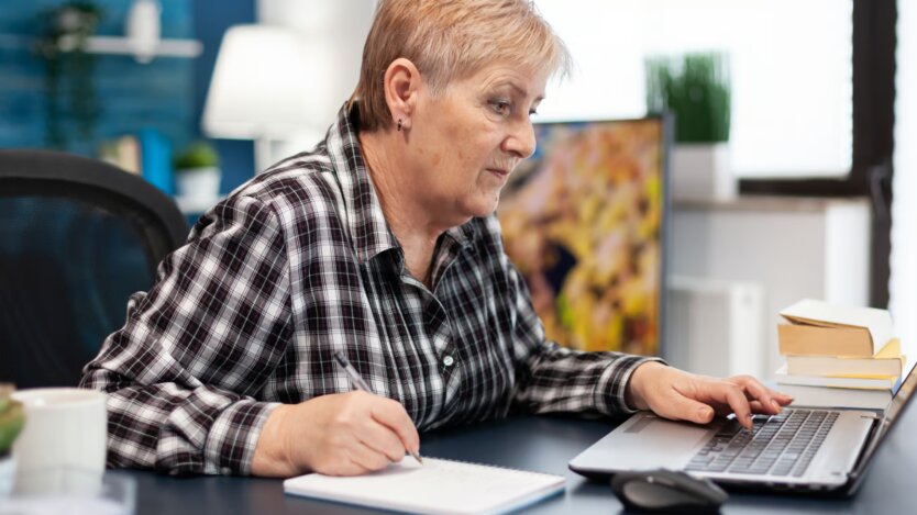 Pensions do not cover even utilities and transportation: how much do Ukrainians really receive