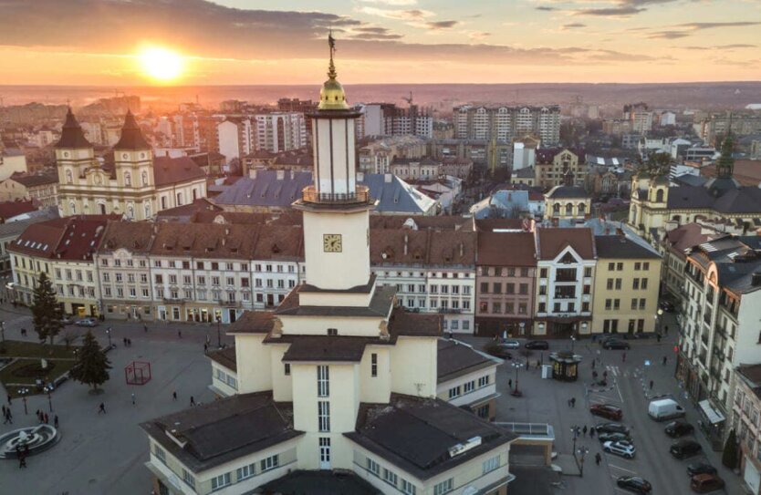 Дві області завершили підключення громад до Містобудівного кадастру