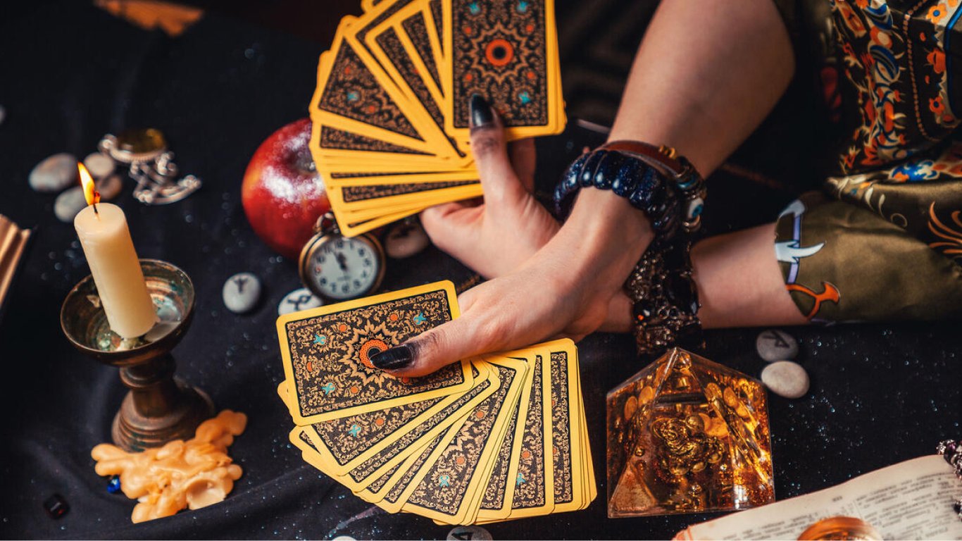 Te znaki zodiaku mogą liczyć na zyski po pełni Księżyca 10 lipca
