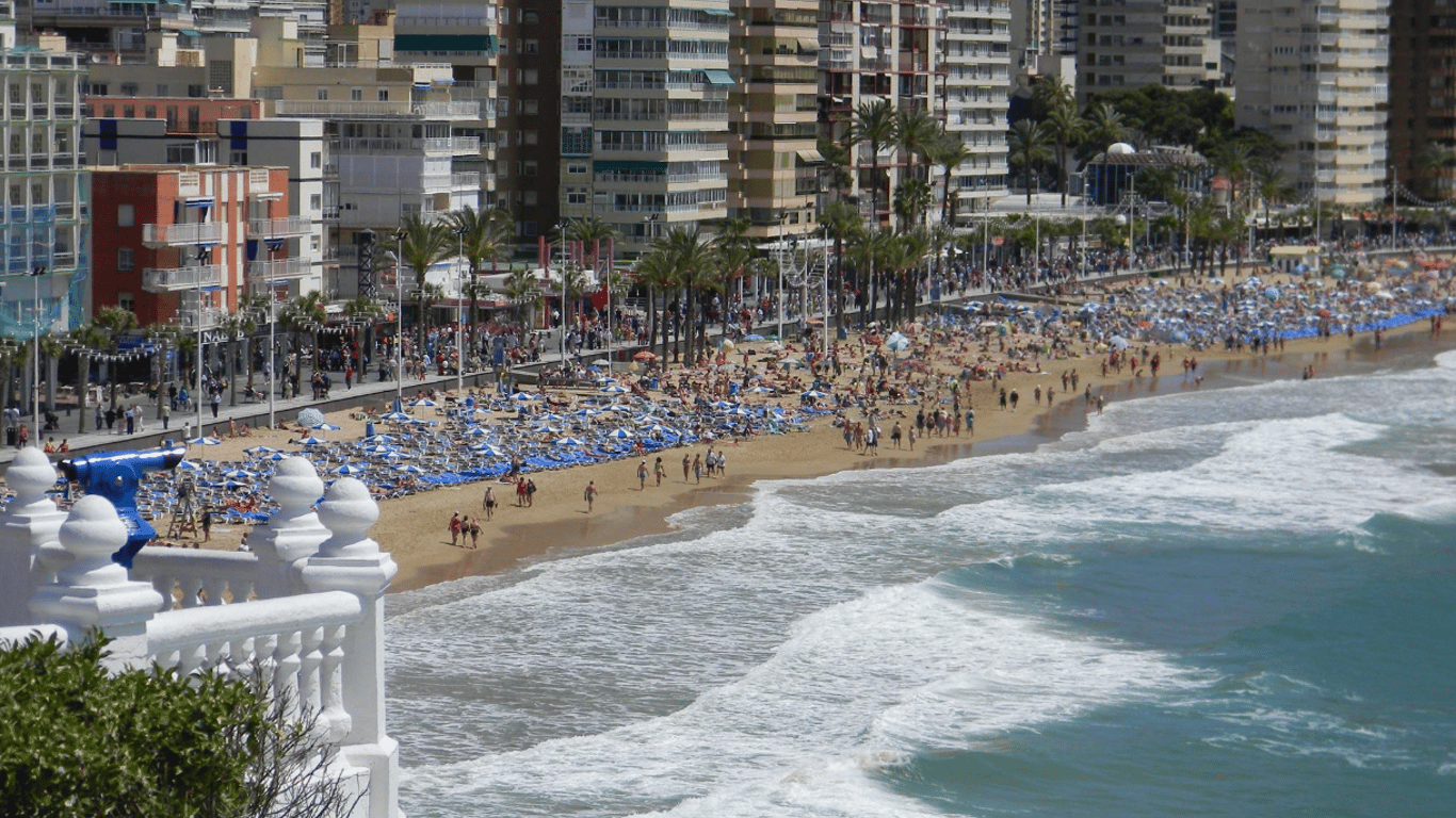 A Tourist Unveiled One of the Scams of Fraudsters in Spain