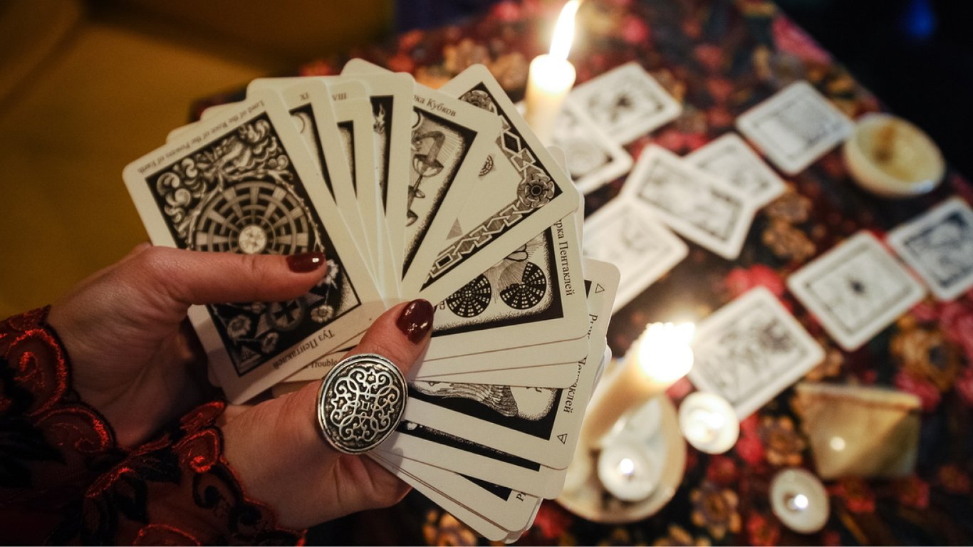 Horoskop dla wszystkich znaków Zodiaku na 11 lipca 2025 według Tarota