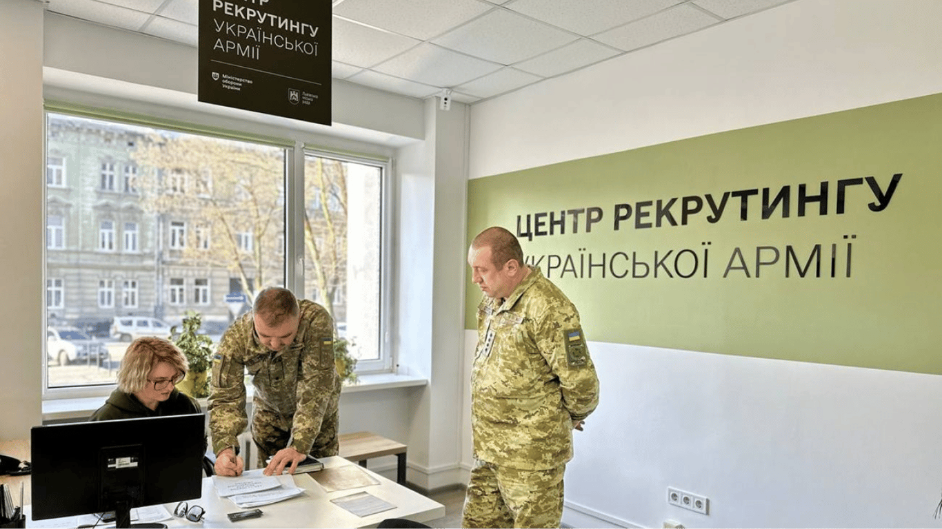 Konsultacje w centrach rekrutacyjnych odbywają się online