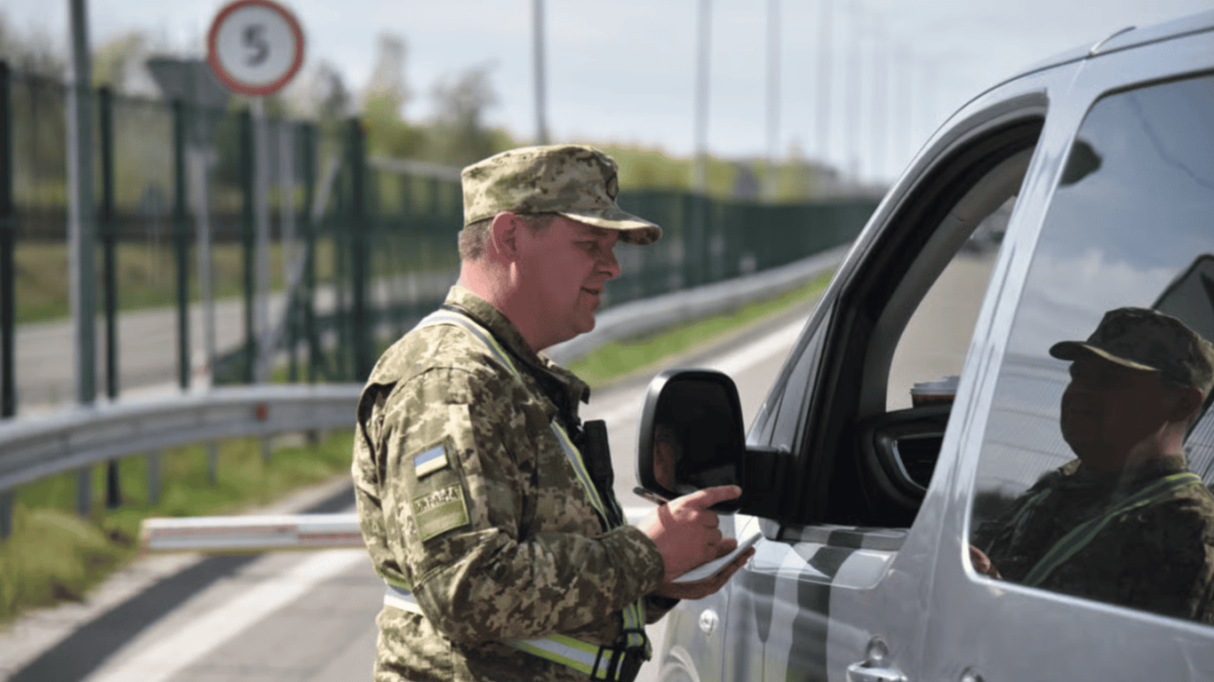 Очереди на границе Украины — где водителям придется ждать дольше всего