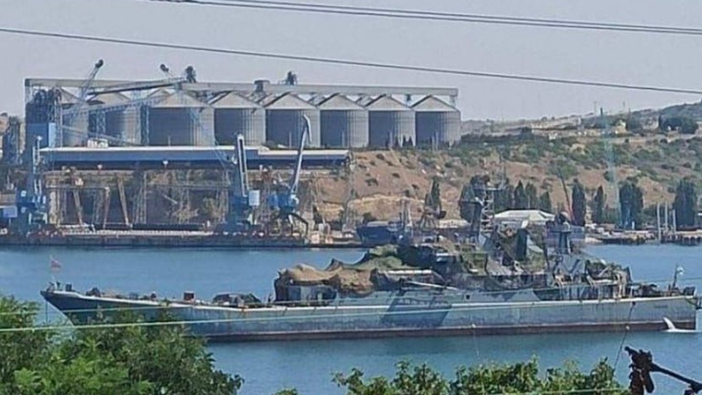 Another one down - Ukraine's Armed Forces have incapacitated yet another Russian ship
