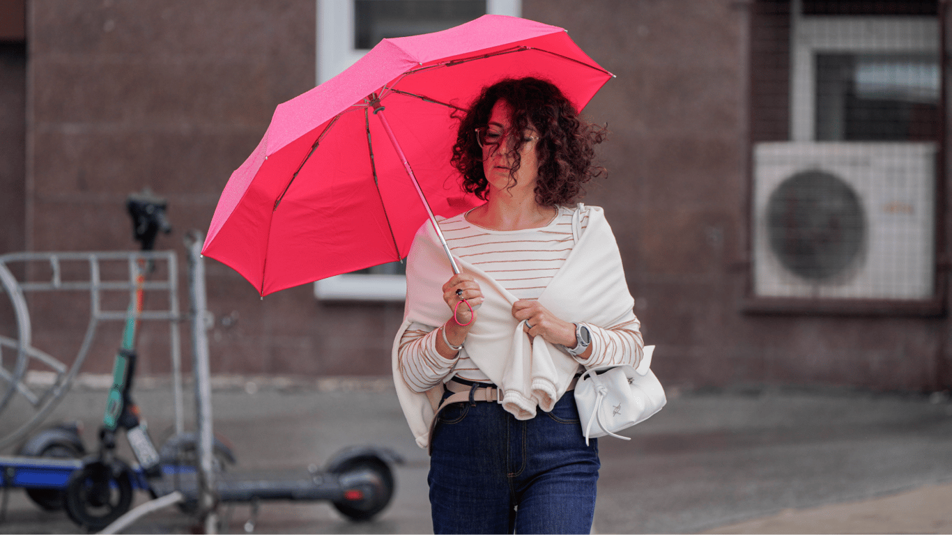 Storms and Strong Winds - What Weather Awaits Ukrainians Tomorrow