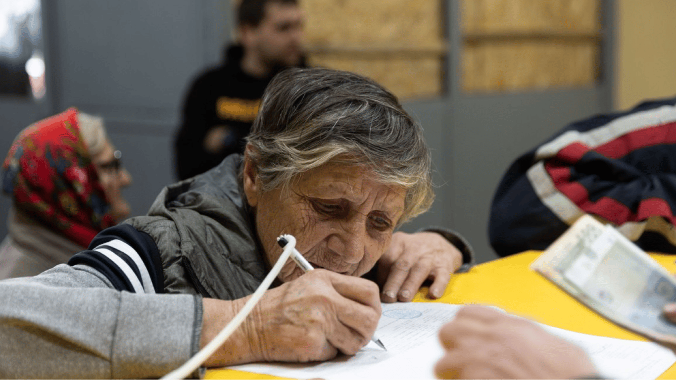 New pension amounts - how much ordinary pensioners and judges receive