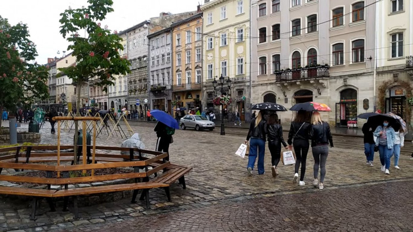 Lwiw wird wieder von Regen überflutet — Wettervorhersage für morgen