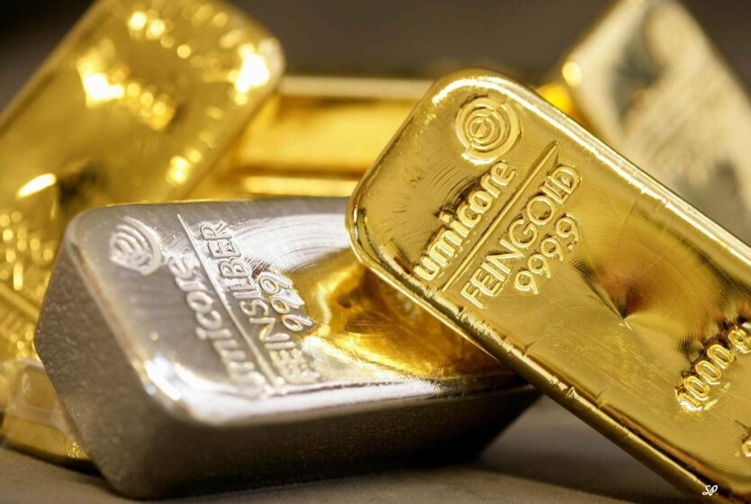 Die Goldpreise haben einen Rekord erreicht, während der Ölpreis gefallen ist: Die Märkte reagierten heftig auf die Zölle von Trump
